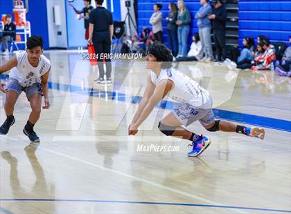 Thumbnail 1 in Culver City vs. Bishop Alemany (Culver City Invitational) photogallery.