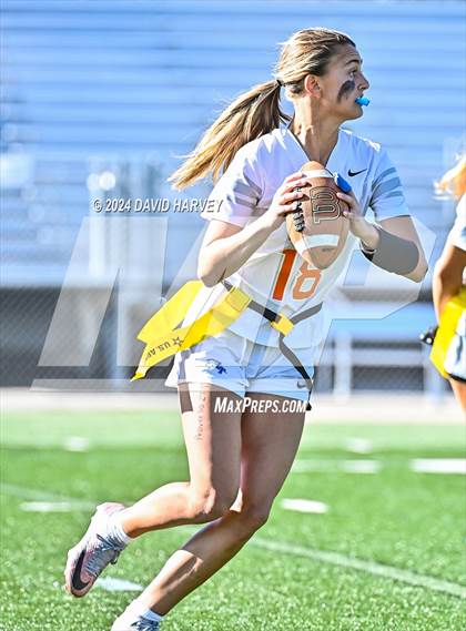 Thumbnail 3 in 5A Flag Football Semi Final Mountain Vista vs Legend photogallery.