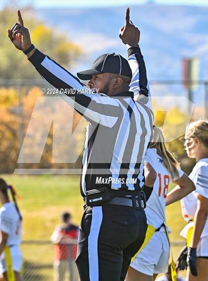 Thumbnail 3 in 5A Flag Football Semi Final Mountain Vista vs Legend photogallery.