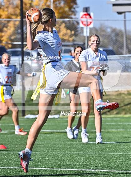 Thumbnail 2 in 5A Flag Football Semi Final Mountain Vista vs Legend photogallery.