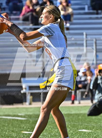 Thumbnail 2 in 5A Flag Football Semi Final Mountain Vista vs Legend photogallery.