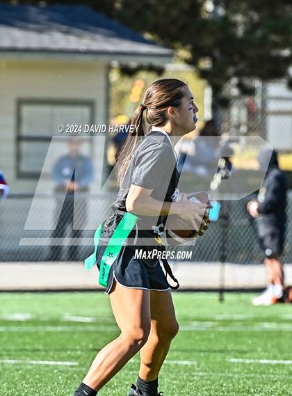 Thumbnail 3 in 5A Flag Football Semi Final Mountain Vista vs Legend photogallery.