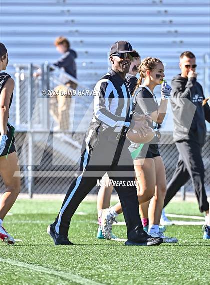 Thumbnail 2 in 5A Flag Football Semi Final Mountain Vista vs Legend photogallery.