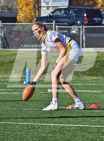 Thumbnail 3 in 5A Flag Football Semi Final Mountain Vista vs Legend photogallery.