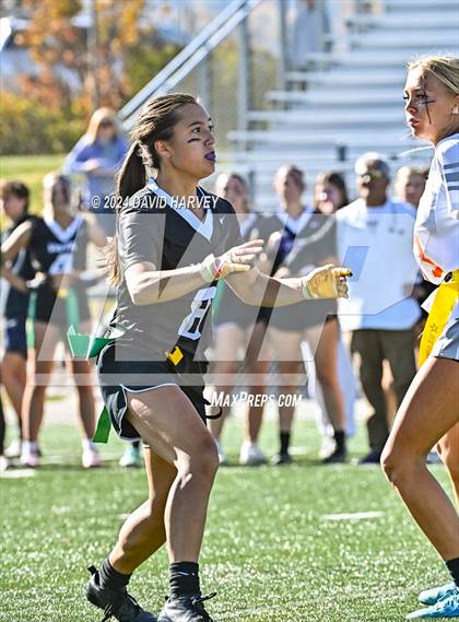 Thumbnail 3 in 5A Flag Football Semi Final Mountain Vista vs Legend photogallery.