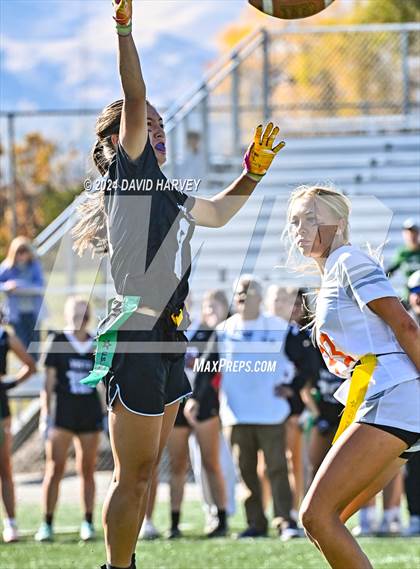 Thumbnail 1 in 5A Flag Football Semi Final Mountain Vista vs Legend photogallery.