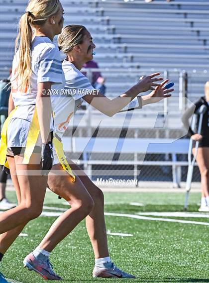 Thumbnail 2 in 5A Flag Football Semi Final Mountain Vista vs Legend photogallery.