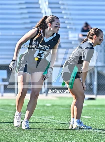 Thumbnail 2 in 5A Flag Football Semi Final Mountain Vista vs Legend photogallery.