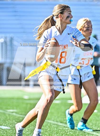 Thumbnail 1 in 5A Flag Football Semi Final Mountain Vista vs Legend photogallery.