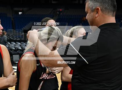 Thumbnail 1 in Fairfield vs Winnsboro (UIL 3A State Final) photogallery.