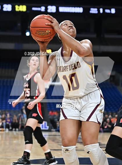 Thumbnail 3 in Fairfield vs Winnsboro (UIL 3A State Final) photogallery.