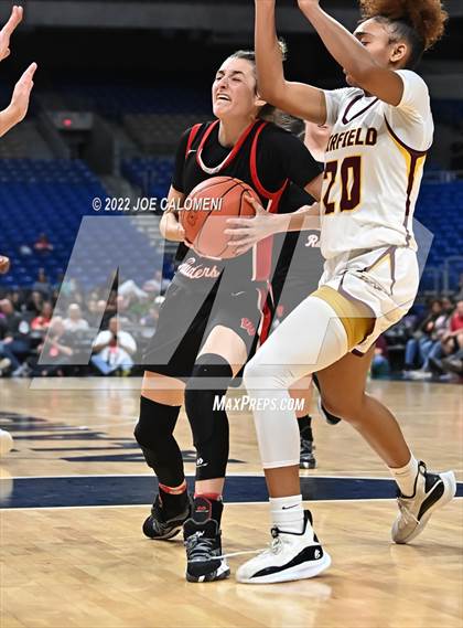 Thumbnail 2 in Fairfield vs Winnsboro (UIL 3A State Final) photogallery.