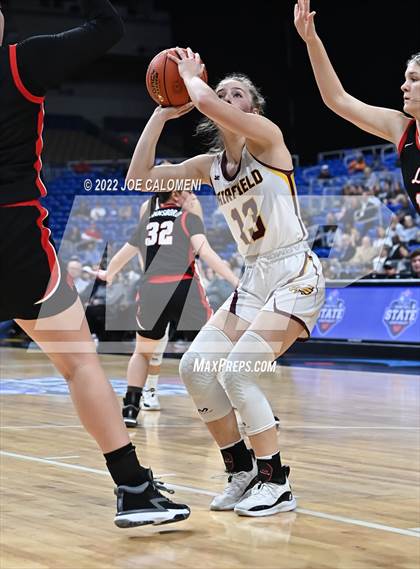 Thumbnail 1 in Fairfield vs Winnsboro (UIL 3A State Final) photogallery.