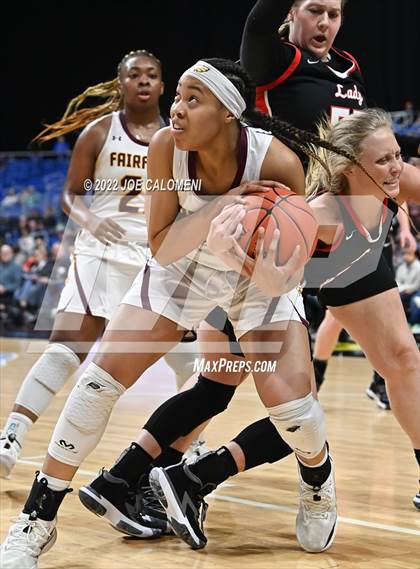 Thumbnail 3 in Fairfield vs Winnsboro (UIL 3A State Final) photogallery.