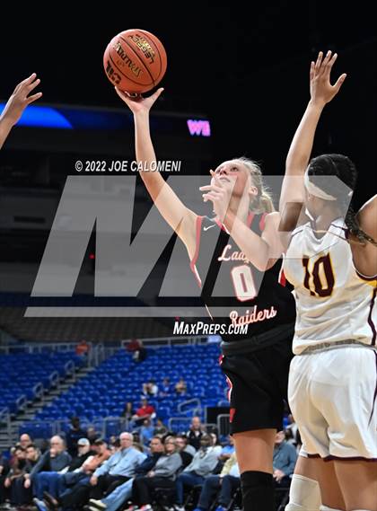 Thumbnail 2 in Fairfield vs Winnsboro (UIL 3A State Final) photogallery.