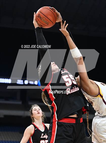 Thumbnail 3 in Fairfield vs Winnsboro (UIL 3A State Final) photogallery.