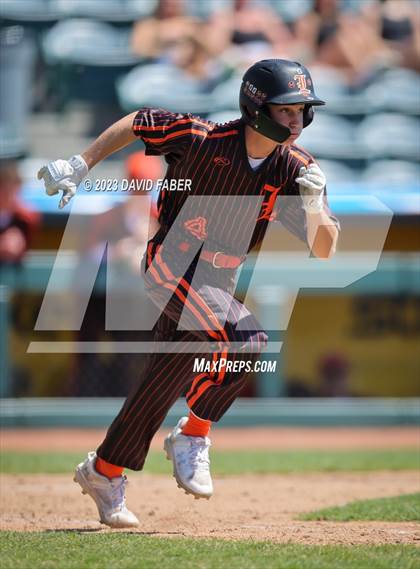 Thumbnail 2 in Greater Latrobe vs. Altoona photogallery.