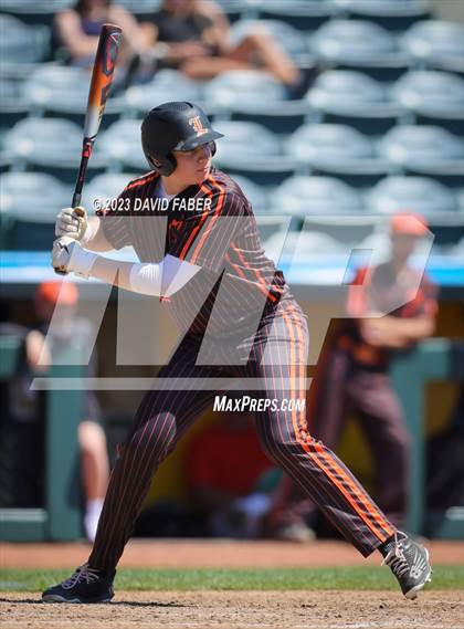 Thumbnail 2 in Greater Latrobe vs. Altoona photogallery.