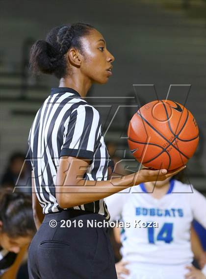 Thumbnail 3 in Robert F. Kennedy Community vs. Northridge Academy (CIF LA City Section D4 Final) photogallery.