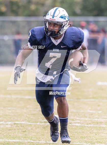 Thumbnail 1 in Oscar Smith @ Indian River photogallery.