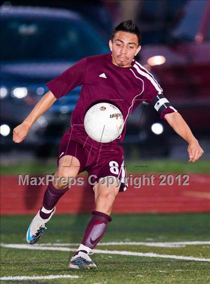Thumbnail 2 in Clear Falls vs Reagan (Region III Bi-District Playoff) photogallery.