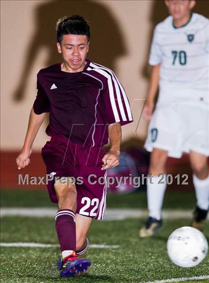 Thumbnail 1 in Clear Falls vs Reagan (Region III Bi-District Playoff) photogallery.