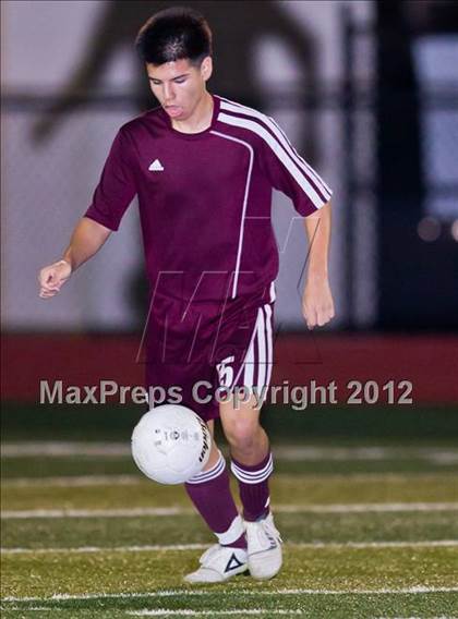 Thumbnail 1 in Clear Falls vs Reagan (Region III Bi-District Playoff) photogallery.