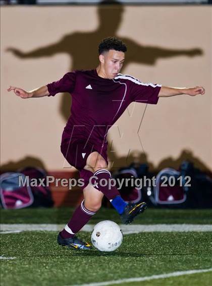 Thumbnail 3 in Clear Falls vs Reagan (Region III Bi-District Playoff) photogallery.