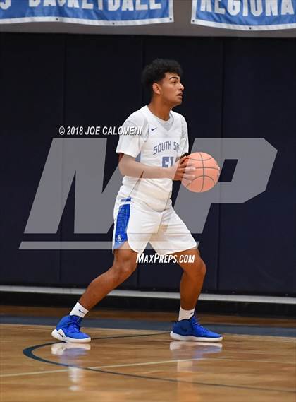 Thumbnail 3 in O'Connor vs  South San Antonio (South San Boys Basketball Tournament) photogallery.