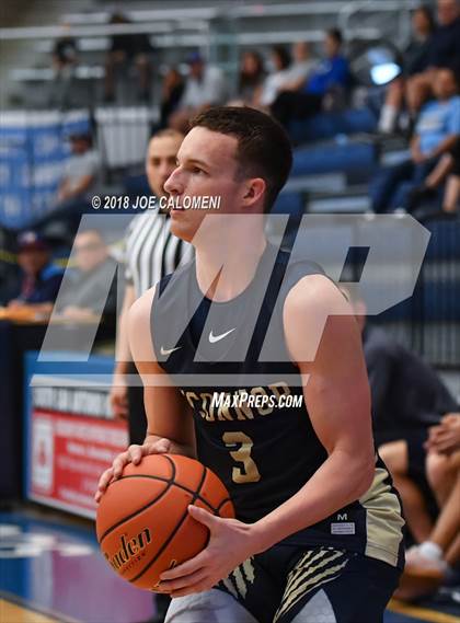 Thumbnail 3 in O'Connor vs  South San Antonio (South San Boys Basketball Tournament) photogallery.