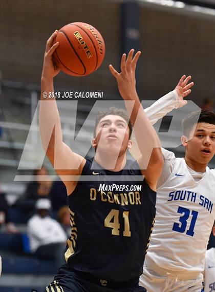 Thumbnail 2 in O'Connor vs  South San Antonio (South San Boys Basketball Tournament) photogallery.