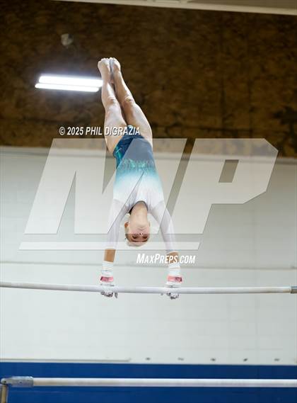 Thumbnail 1 in CHSAA 4A Final photogallery.