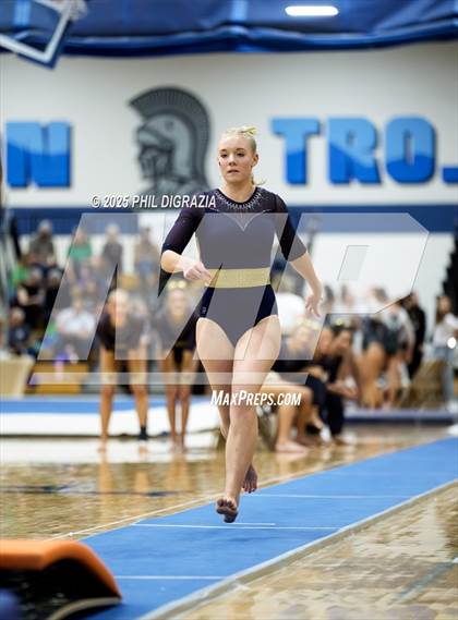 Thumbnail 1 in CHSAA 4A Final photogallery.