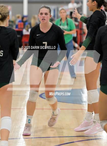 Thumbnail 2 in James Logan vs. Sunnyslope (Nike Tournament of Champions – Southwest) photogallery.