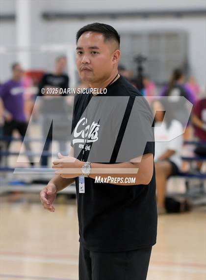 Thumbnail 2 in James Logan vs. Sunnyslope (Nike Tournament of Champions – Southwest) photogallery.