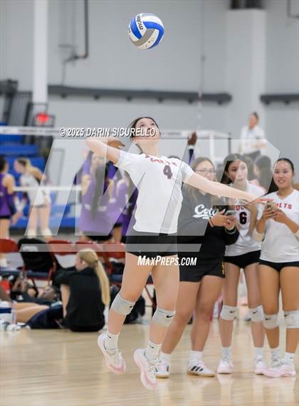 Thumbnail 3 in James Logan vs. Sunnyslope (Nike Tournament of Champions – Southwest) photogallery.