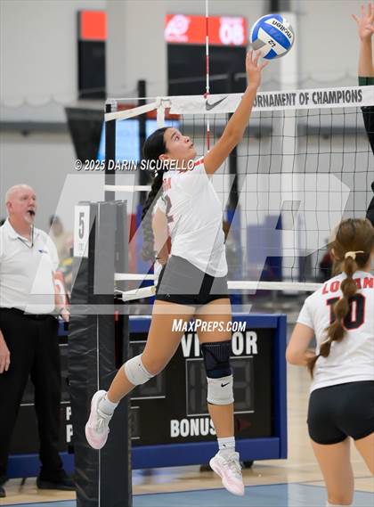 Thumbnail 2 in James Logan vs. Sunnyslope (Nike Tournament of Champions – Southwest) photogallery.