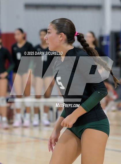 Thumbnail 1 in James Logan vs. Sunnyslope (Nike Tournament of Champions – Southwest) photogallery.