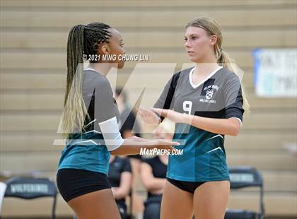 Thumbnail 2 in Beckman @ Aliso Niguel photogallery.