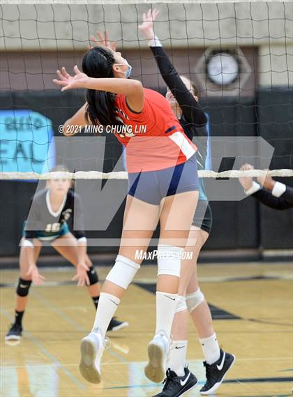 Thumbnail 2 in Beckman @ Aliso Niguel photogallery.