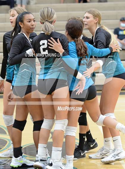 Thumbnail 2 in Beckman @ Aliso Niguel photogallery.