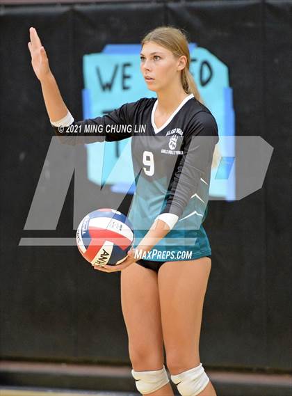 Thumbnail 3 in Beckman @ Aliso Niguel photogallery.