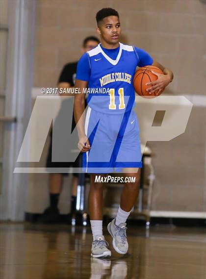 Thumbnail 2 in Kennedy vs  Middle College (CIF LACS Playoff) photogallery.