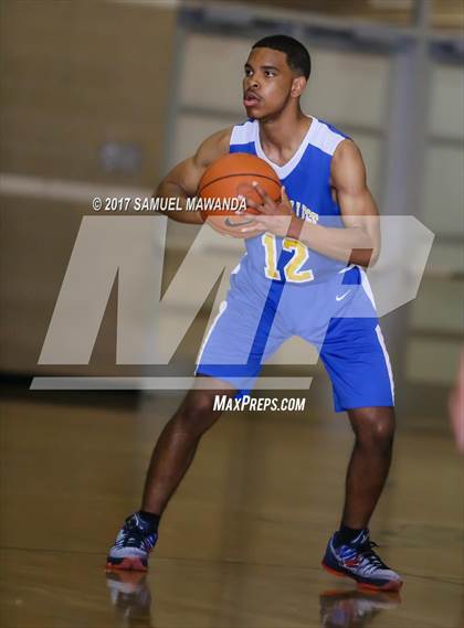 Thumbnail 3 in Kennedy vs  Middle College (CIF LACS Playoff) photogallery.