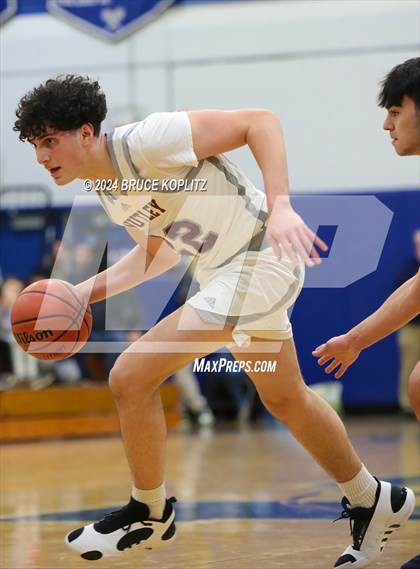 Thumbnail 2 in Nutley @ Millburn photogallery.
