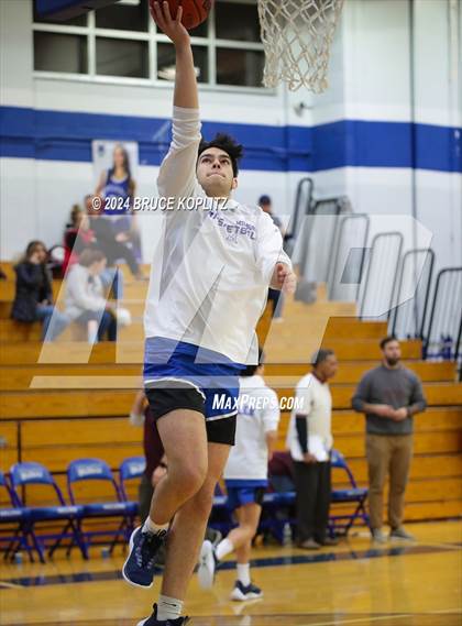 Thumbnail 2 in Nutley @ Millburn photogallery.