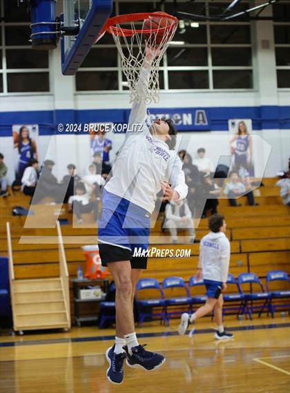 Thumbnail 1 in Nutley @ Millburn photogallery.