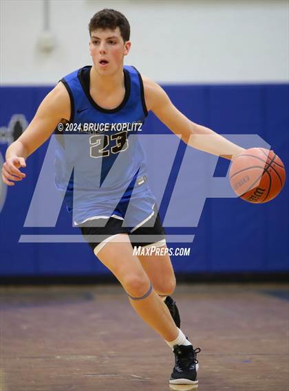 Thumbnail 1 in Nutley @ Millburn photogallery.