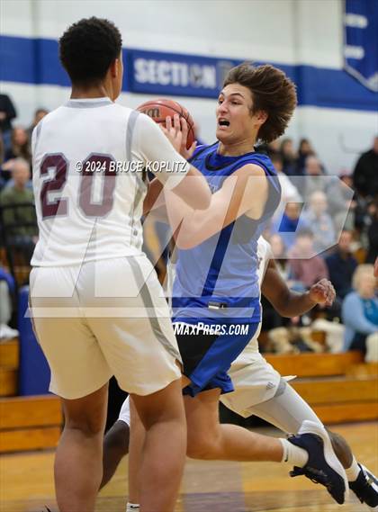 Thumbnail 1 in Nutley @ Millburn photogallery.