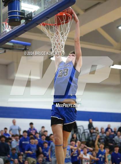 Thumbnail 2 in Nutley @ Millburn photogallery.